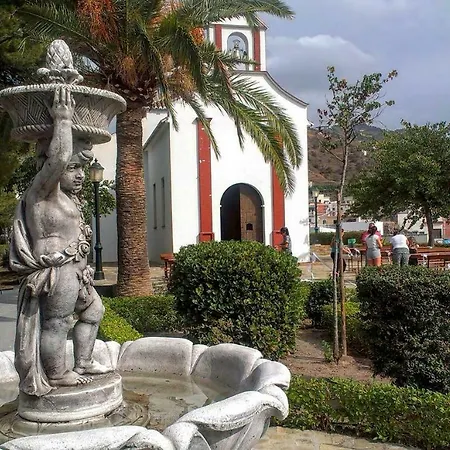 Casa Tita Laura Holiday home *